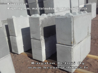 Kavennetut palikat. Kätevät esim. navetan ruokintapöydällä..Kuvia muualla lisää