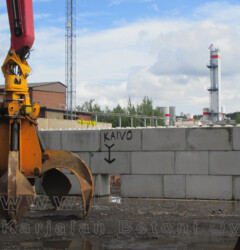 Asiakkaalla oli viemäri juuri linjan kohdalla -> raudoitettu palkki palikka @Karjalan Betoni Oy